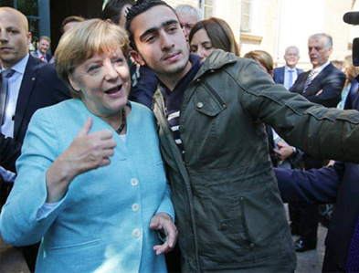 merkel-meets-migrants-2